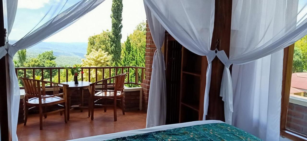 Karang Sari Guesthouse & Warung Munduk  Bagian luar foto